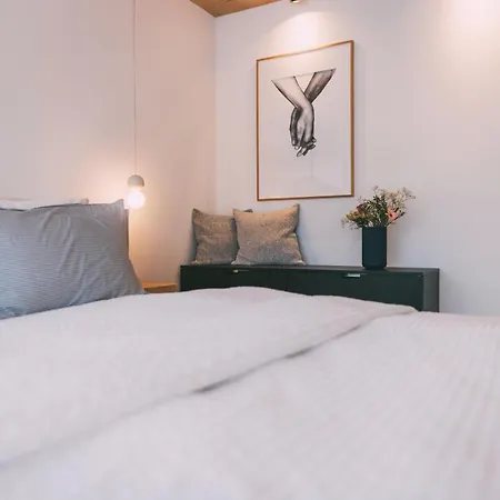 Zentrales Mit Bergblick In Bewohnter Privatunterkunft Garmisch-Partenkirchen