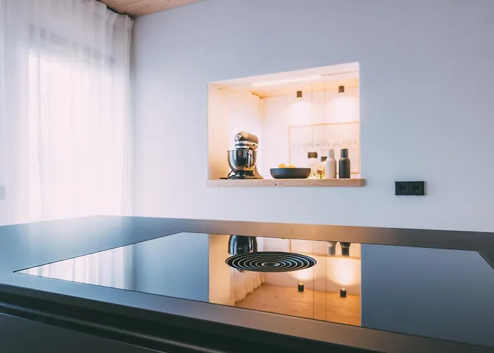 Zentrales Mit Bergblick In Bewohnter 홈스테이 *